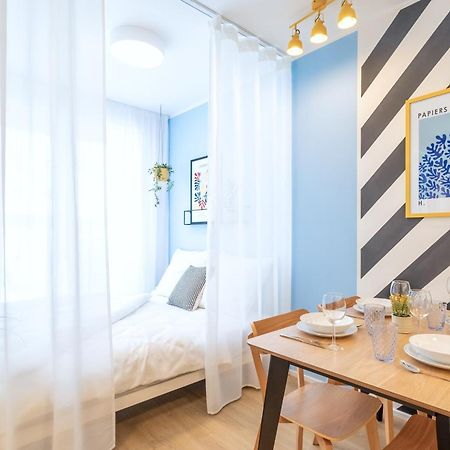 Yellow Apartment - Balcony, Free Parking, By Gravity Praga Esterno foto