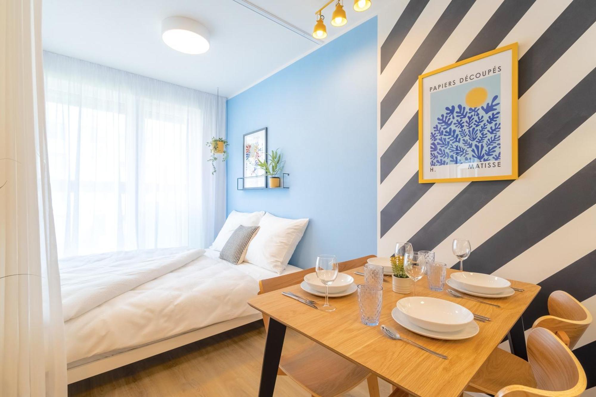 Yellow Apartment - Balcony, Free Parking, By Gravity Praga Esterno foto